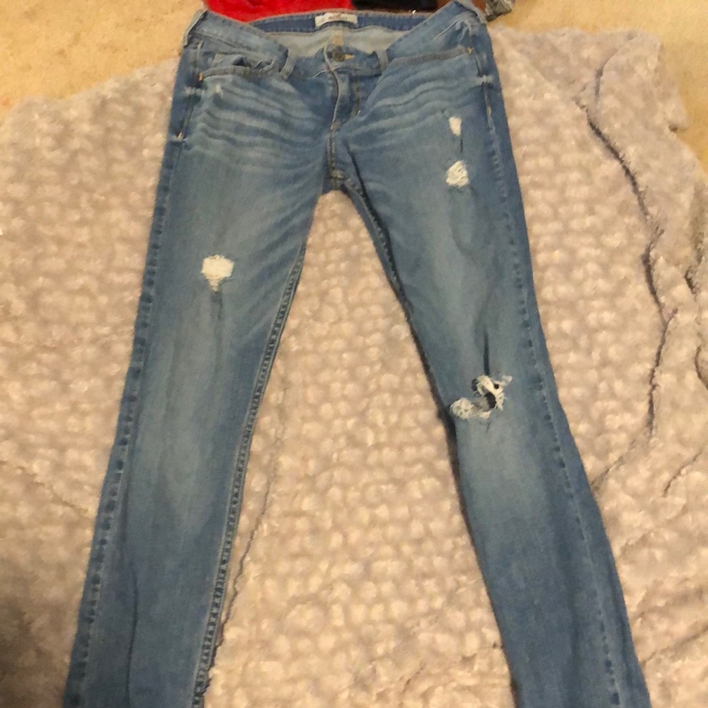 ripped jeans hollister